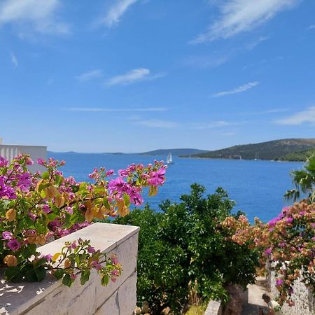 Villa Oliva Seget Vranjica Esterno foto