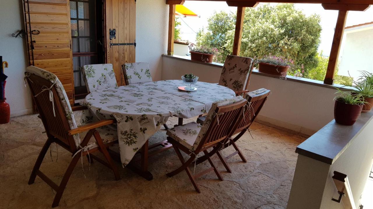 Villa Oliva Seget Vranjica Esterno foto