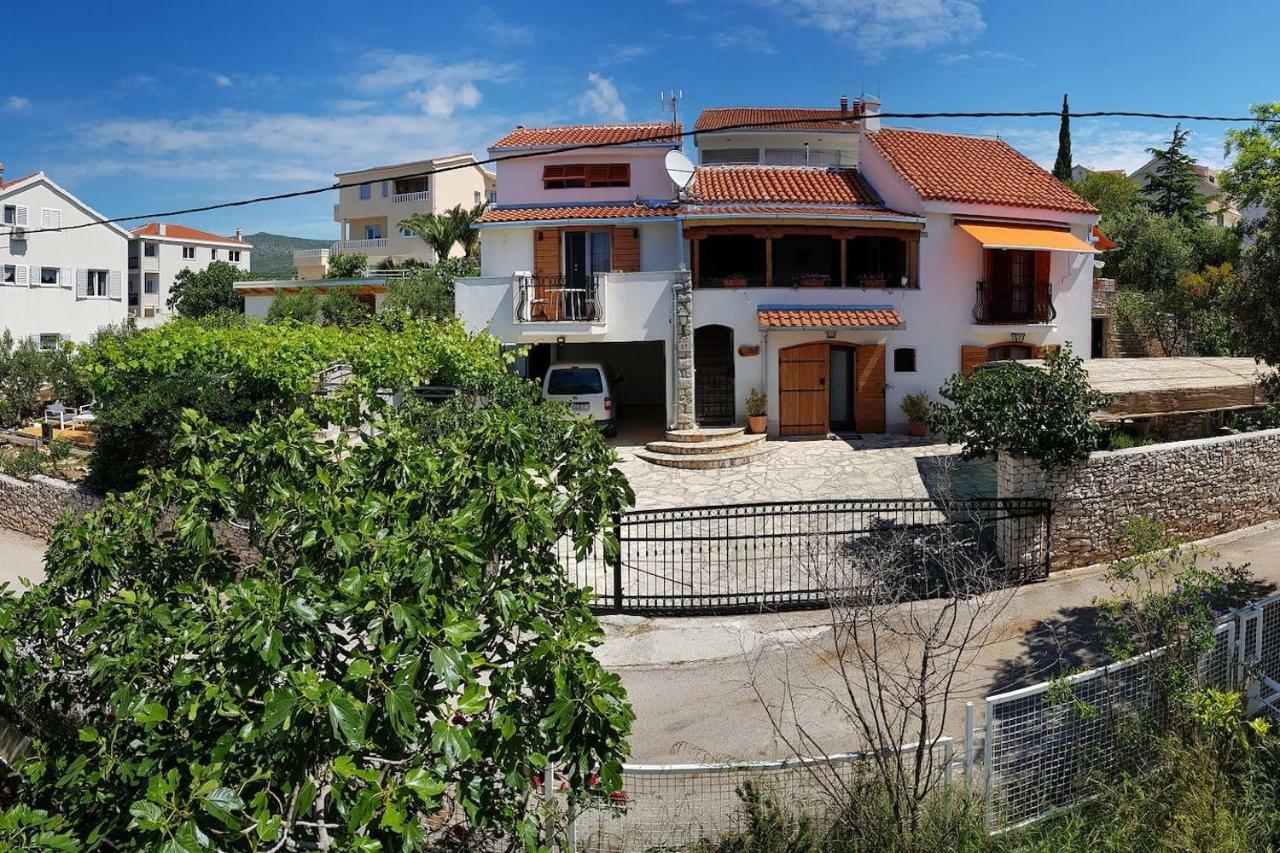 Villa Oliva Seget Vranjica Esterno foto